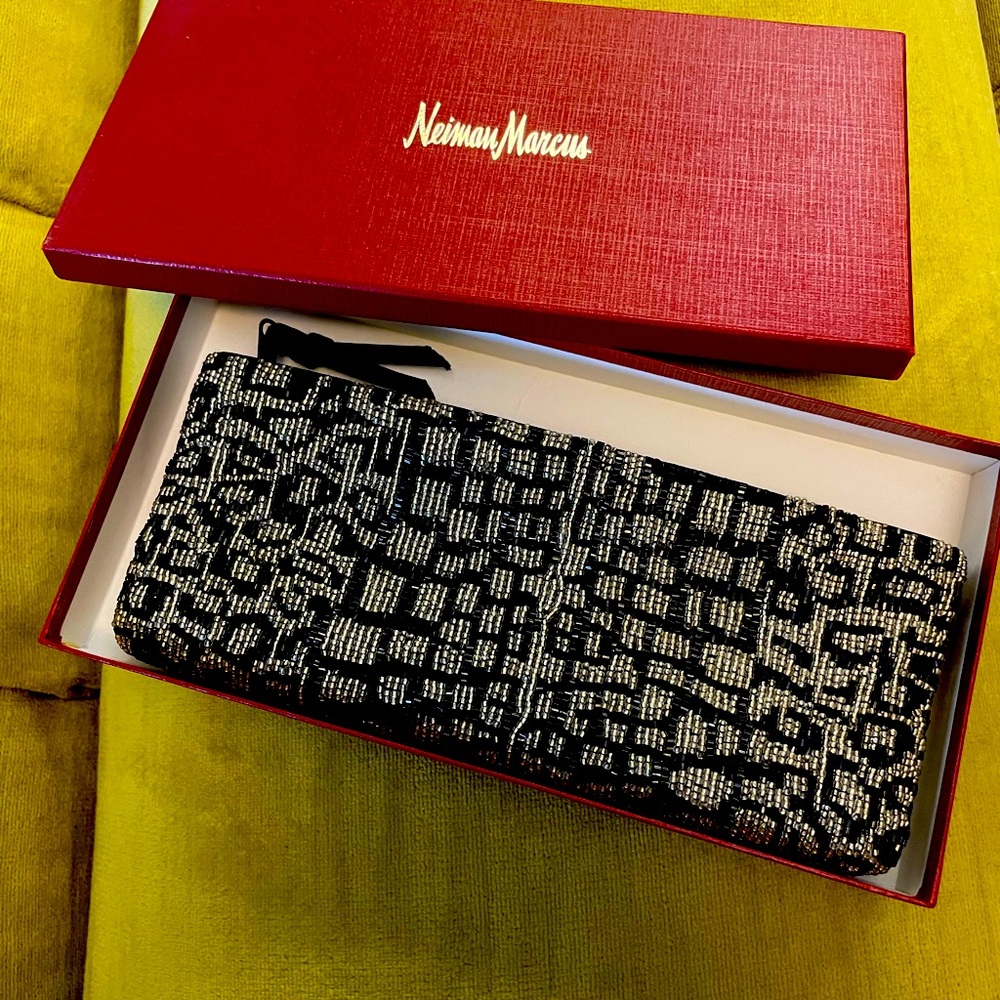 Vintage 1990's/never used - Neiman Marcus clutch handbag (black/clear beads)